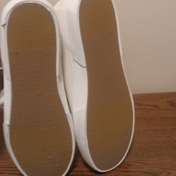 NWOT A New Day White Sneakers - Picture 6 of 8
